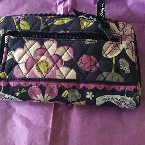 Vera Bradley Navy Turn Lock Zip Around Wallet - Picture 5 of 6
